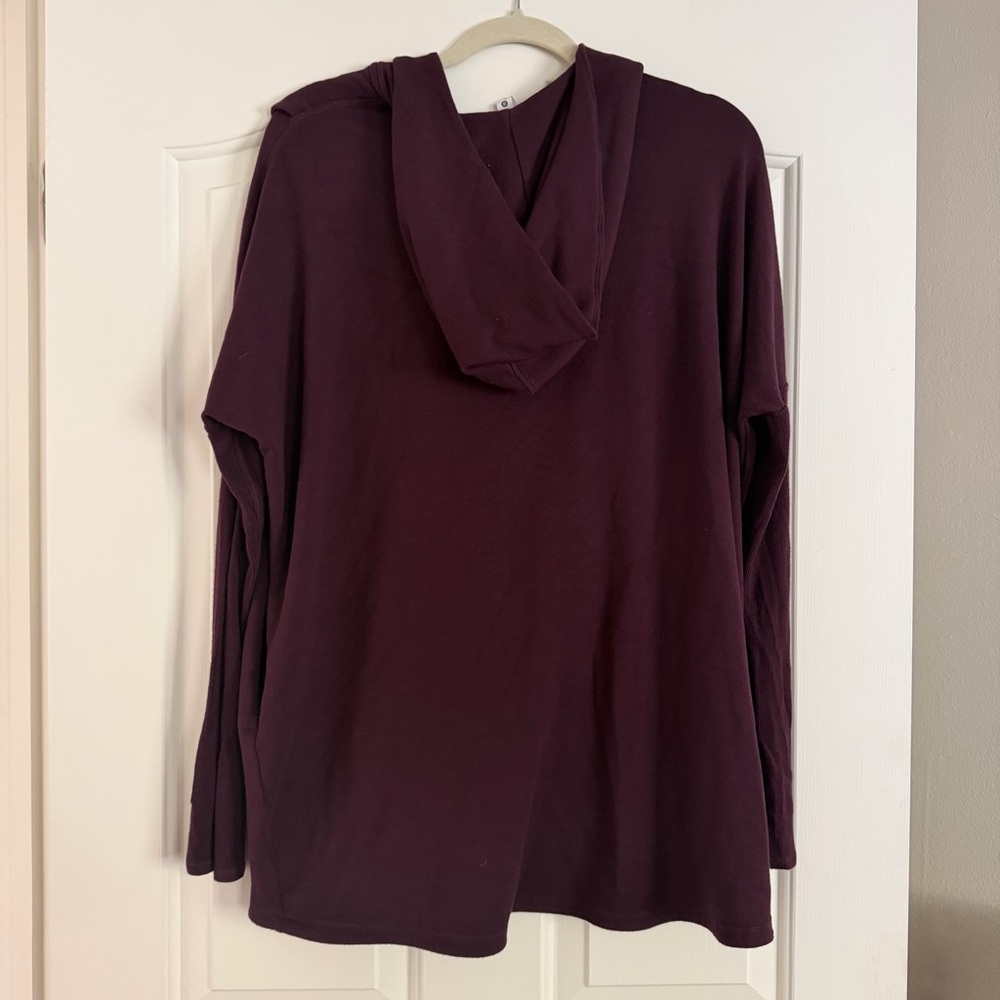 Athleta Plum Cowl Neck Top yoga athleisure - Picture 2 of 3